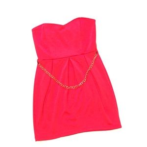 Peachy Coral Tube Dress w/Gold Link Chain